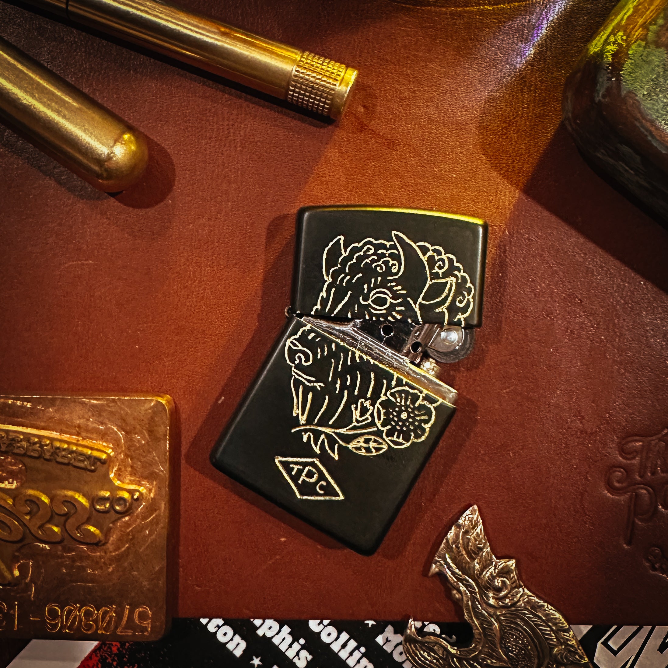 BROOKHAYL x POPULESS - Limited Hand-Engraved Zippo® - 015 - Black Matte
