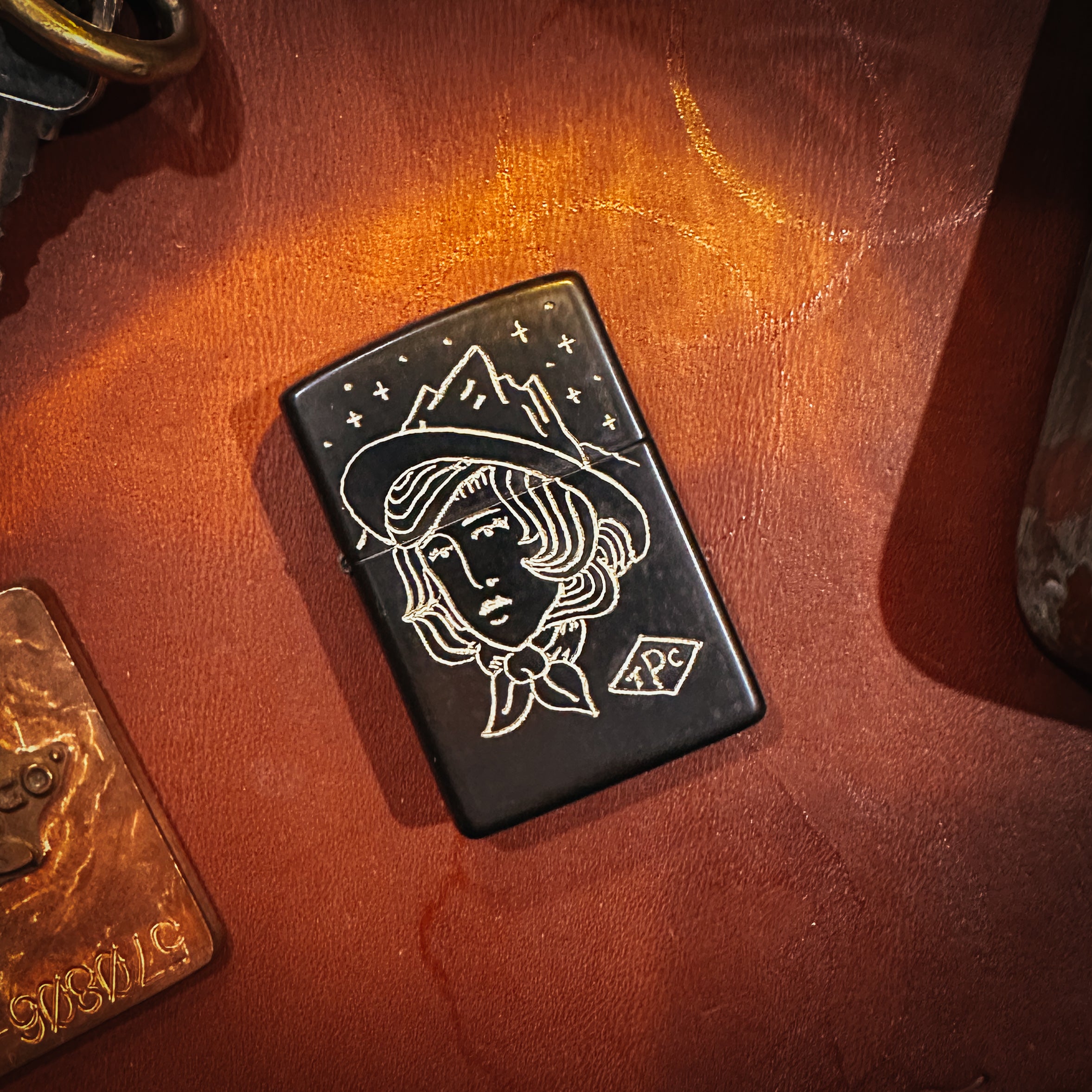 BROOKHAYL x POPULESS - Limited Hand-Engraved Zippo® - 010 - Black Matte