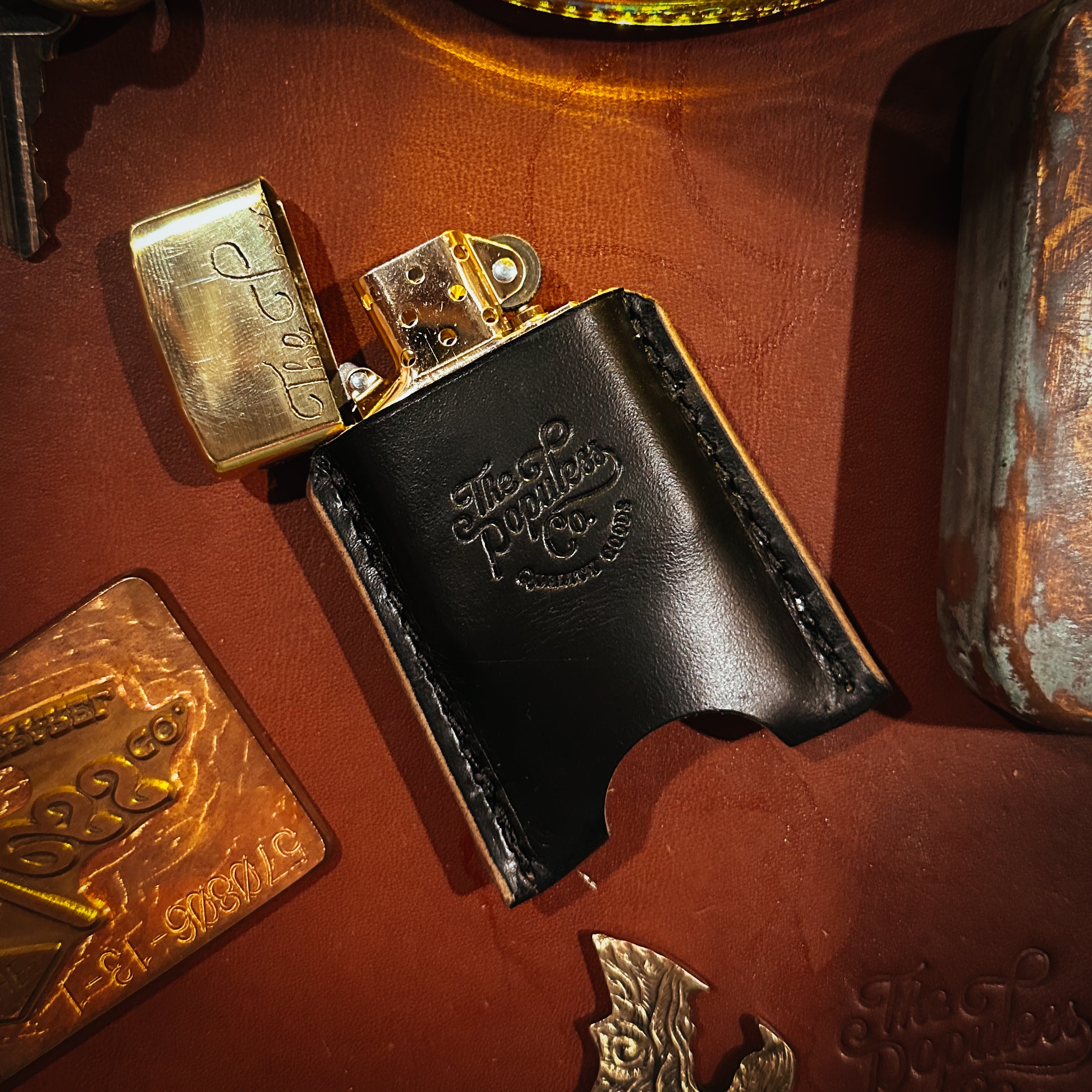 BROOKHAYL x POPULESS - Limited Hand-Engraved Zippo® - 002 - Armor Brushed Brass