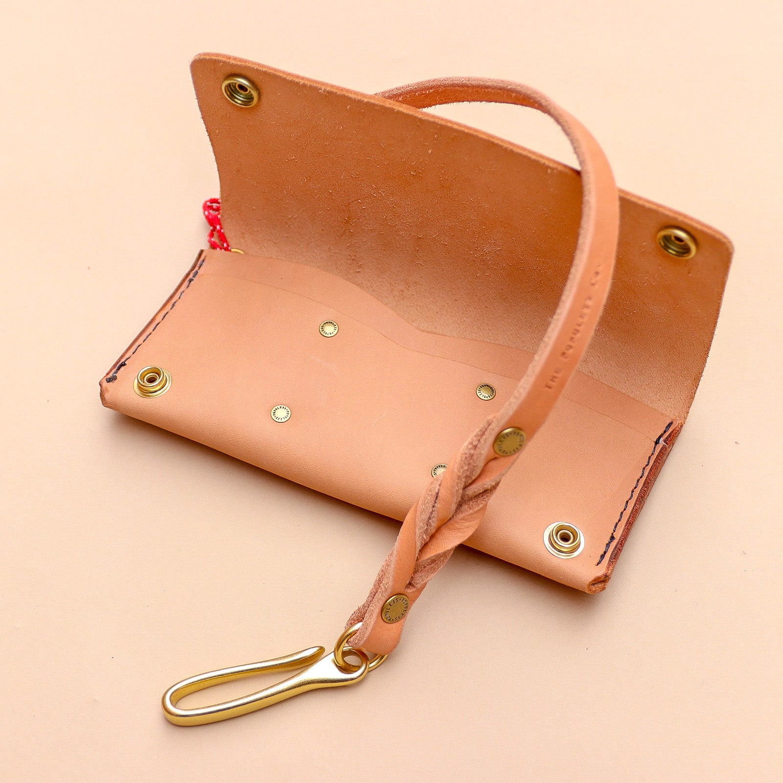 The Arlo w/Tether - Natural