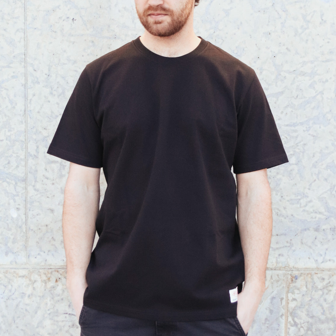 The Premium Tee - Worth - Black