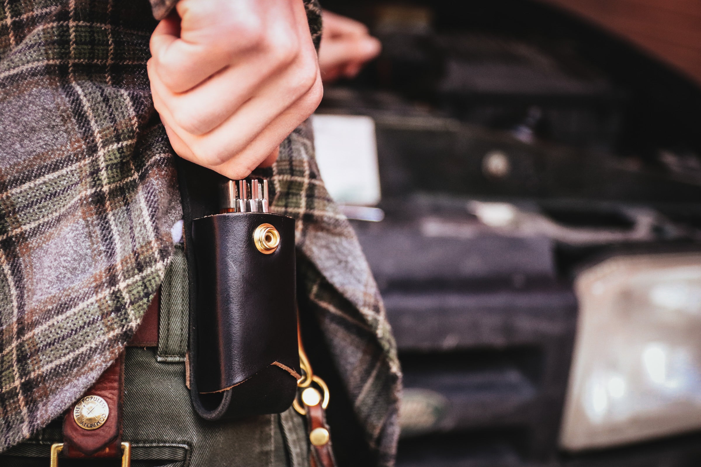 The Sheath - Black - The Populess Company