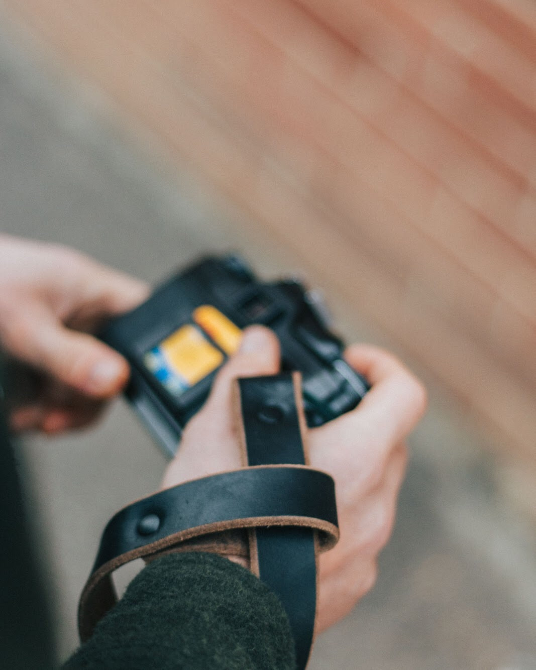 The Wrist Strap - Black - The Populess Company