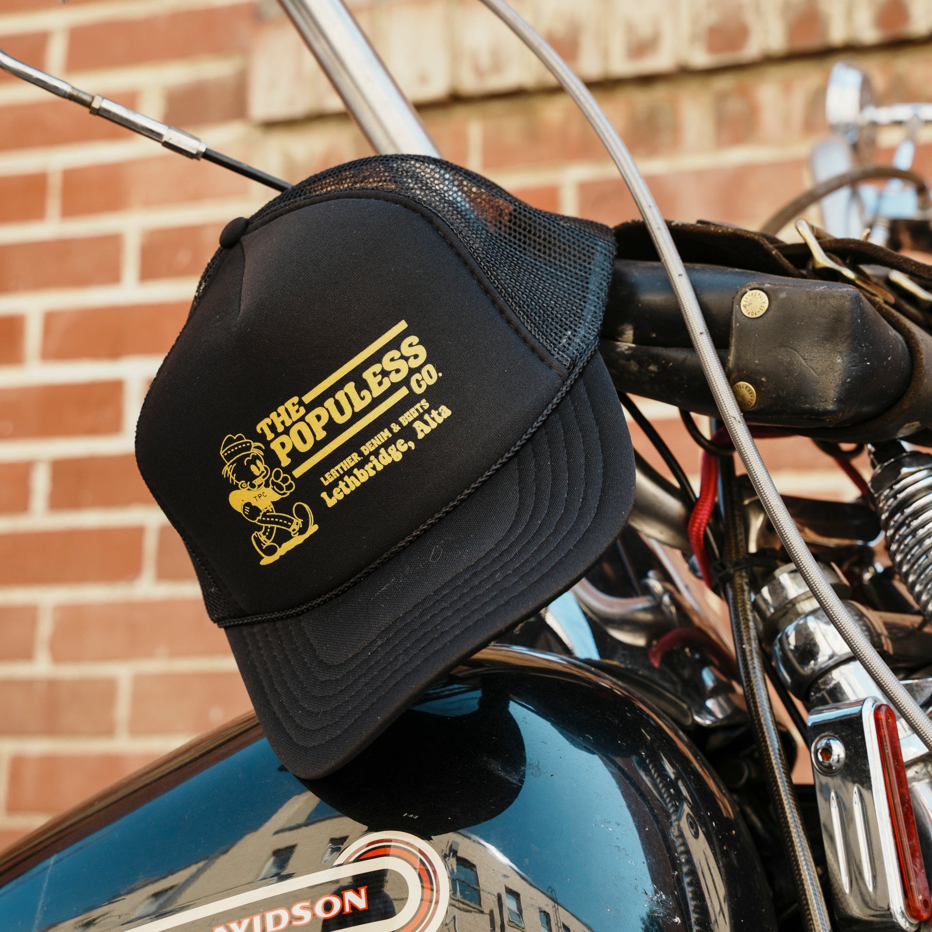 Roy Boy Trucker - Black / Gold